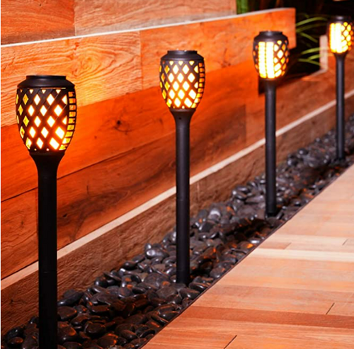 Outdoor Solar Lights, Water-Resistant Flickering Flames Torch Light, Landscape Decoration Lighting